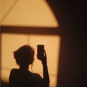 Meet your Posher, ghost girl 🖤